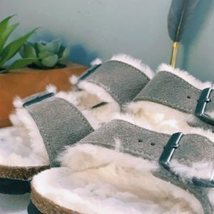 Fuzzy kids Birkenstocks